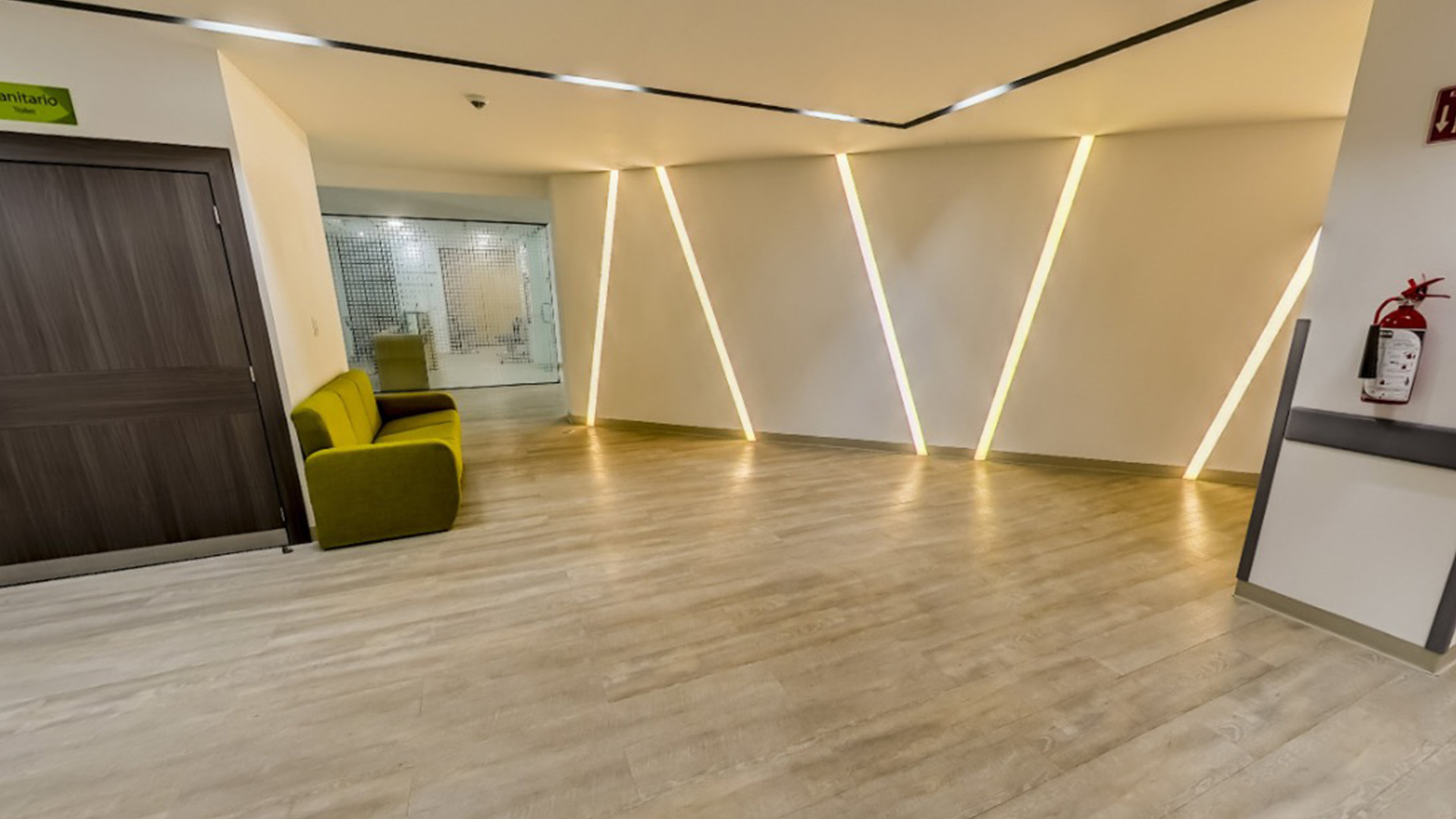 de qué está hecho el piso lvt