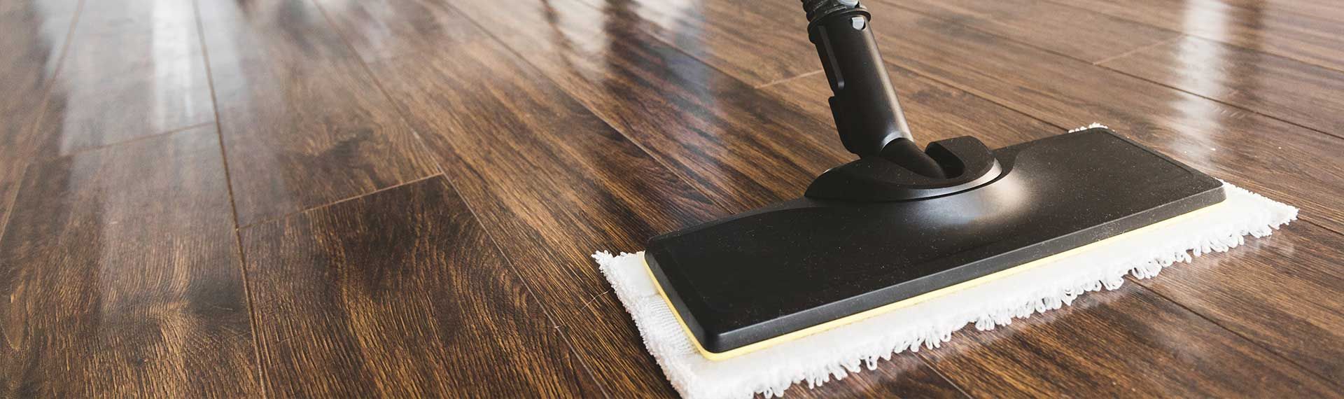 El piso SPC de Lalur es fácil de limpiar y no necesita mantenimiento